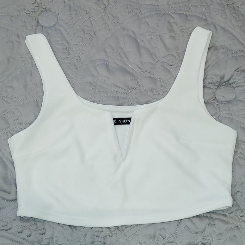 Cropped top